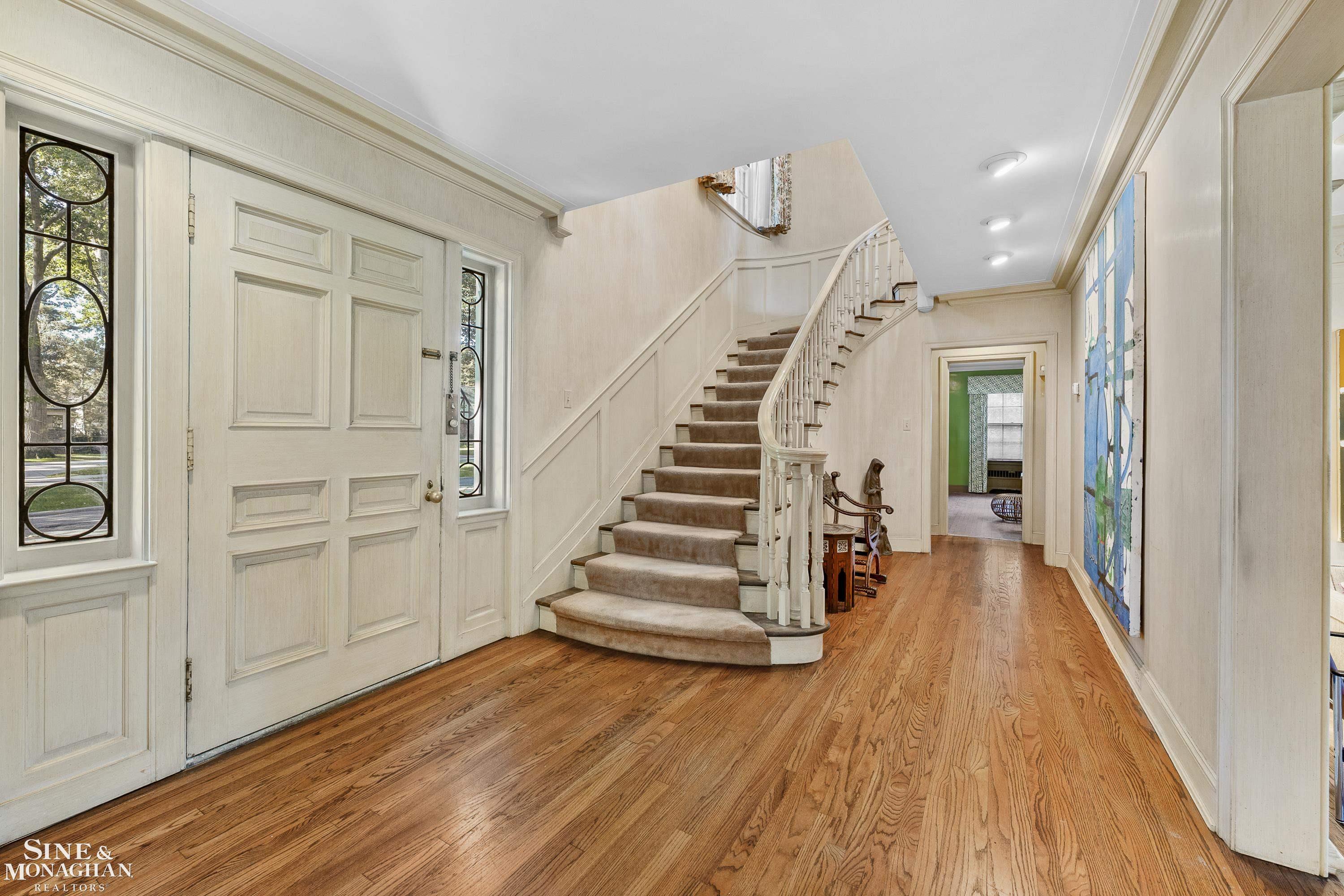204 Cloverly Road Grosse Pointe Farms, MI 48236 - Photo 4 of 61