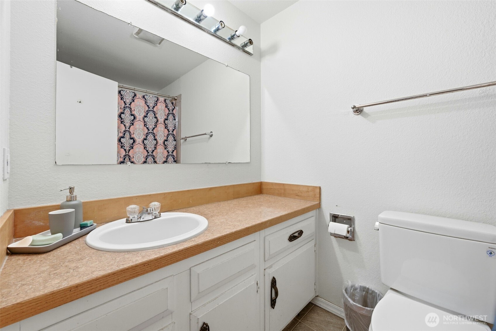 2012 South 332nd Street Federal Way, WA 98003 - Photo 11 of 20