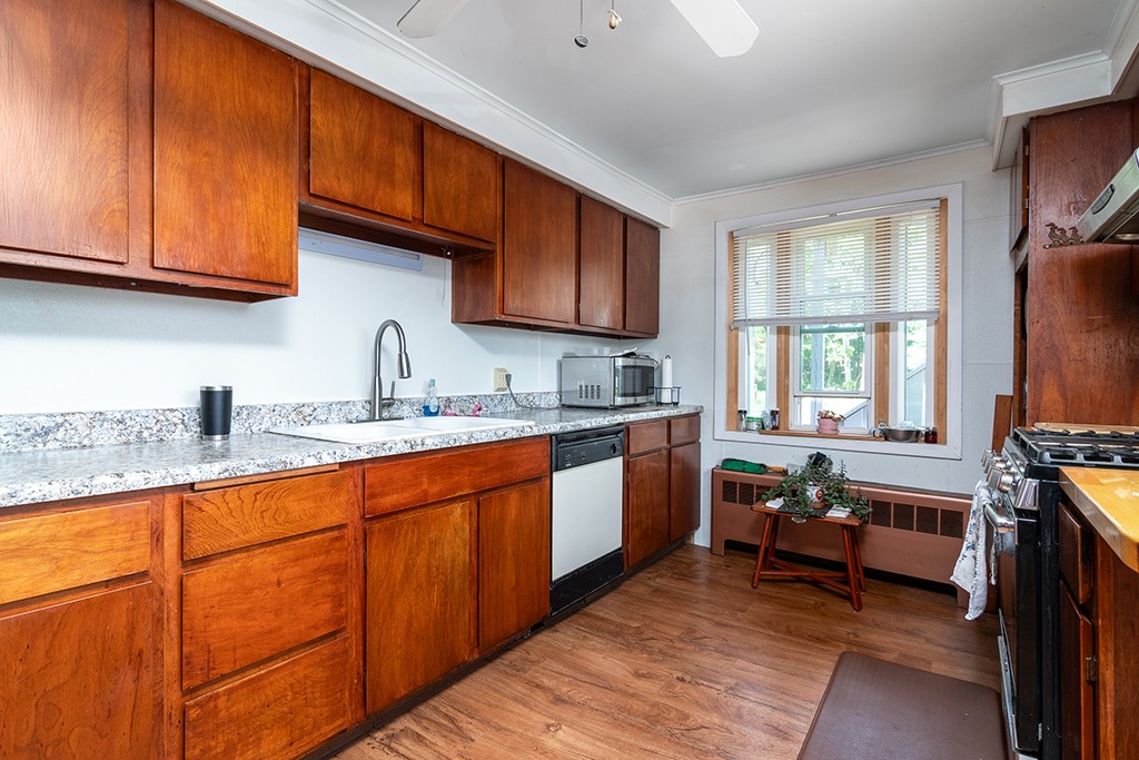 661 Washington Street Coventry, RI 02816 - Photo 14 of 41