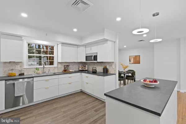 $750,000 | 3210 Birchmede Drive, Ellicott City, MD 21042