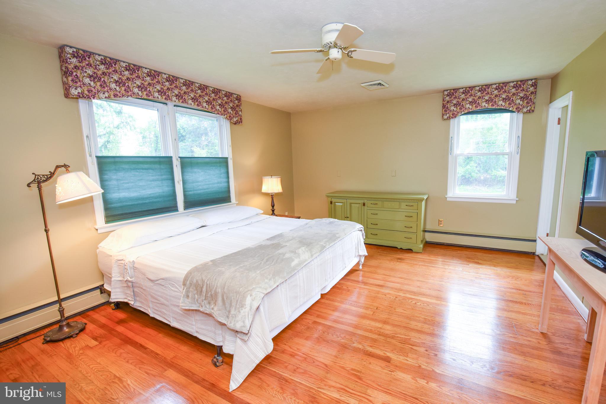 790 Lily Road Warminster, PA 18974 - Photo 13 of 36 Master Bedroom