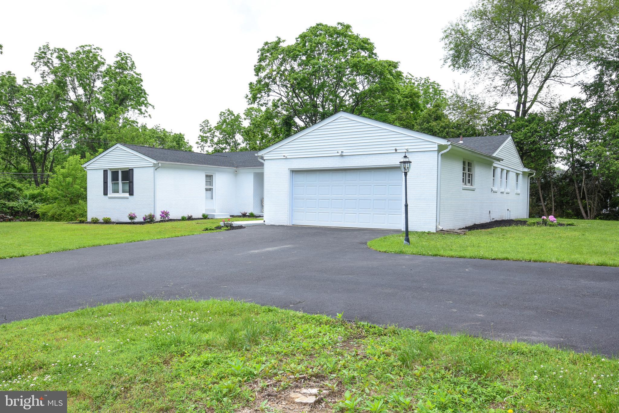 790 Lily Road Warminster, PA 18974 - Photo 32 of 36 Garage