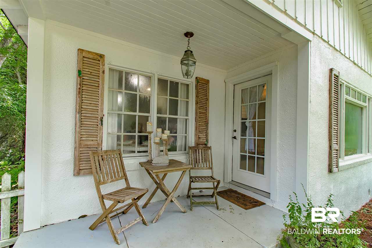 409 Azalea Street Fairhope, AL 36532 - Photo 8 of 39