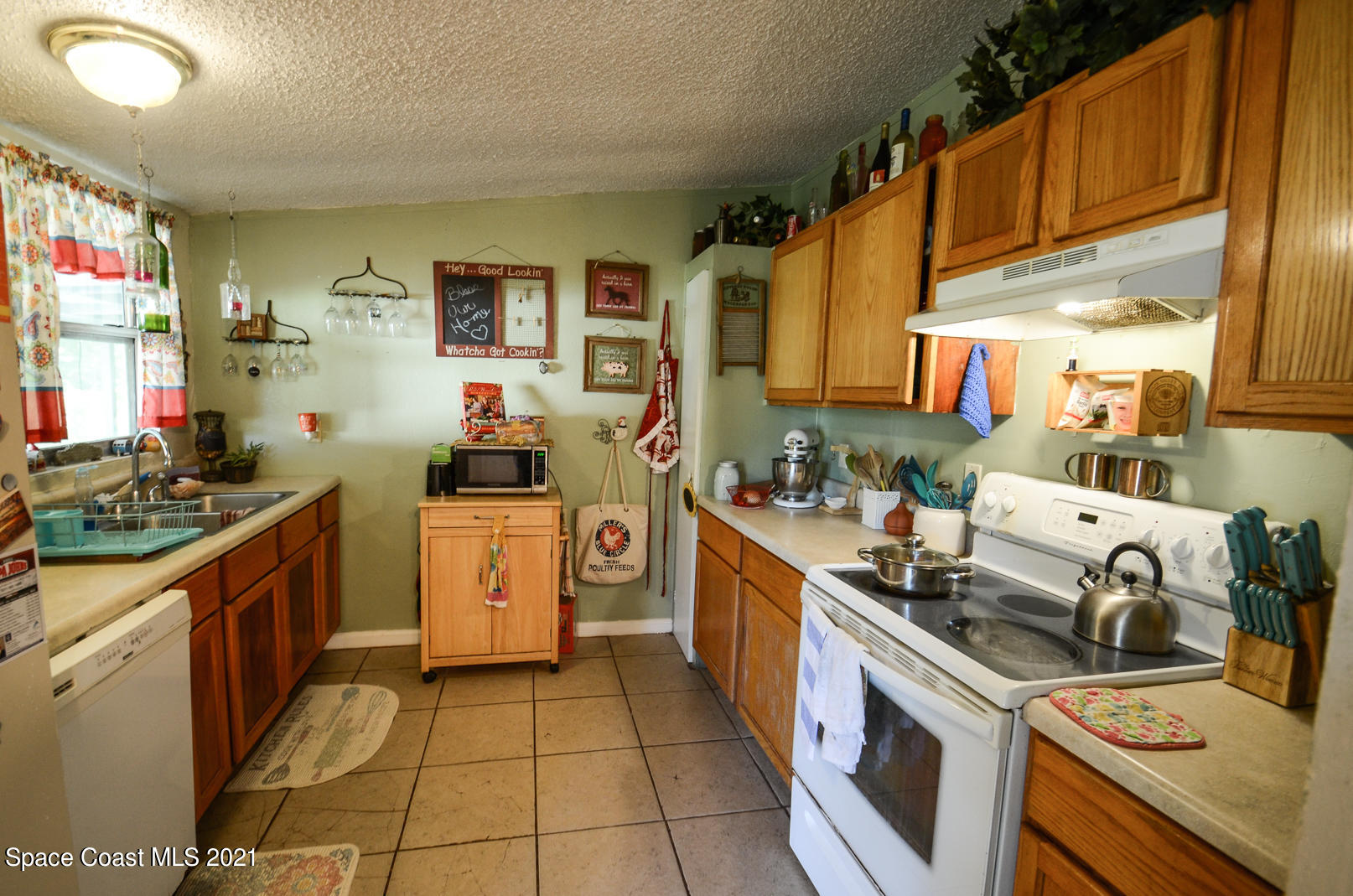 2735 Brockett Road Mims, FL 32754 - Photo 8 of 24 DSC_3629