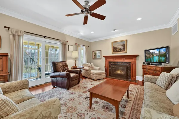 $999,999 | 3 Clinton Ave Extension, Warwick, NY 10990