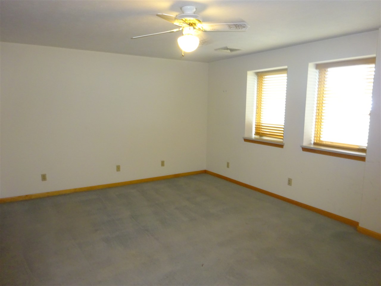 12275 North Ogden Point Road, Unit 209 Syracuse, IN 46567 - Photo 5 of 11 Gallery Image 5