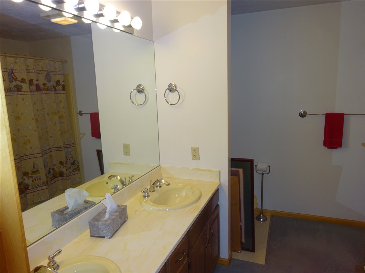 12275 North Ogden Point Road, Unit 209 Syracuse, IN 46567 - Photo 10 of 11 Gallery Image 10
