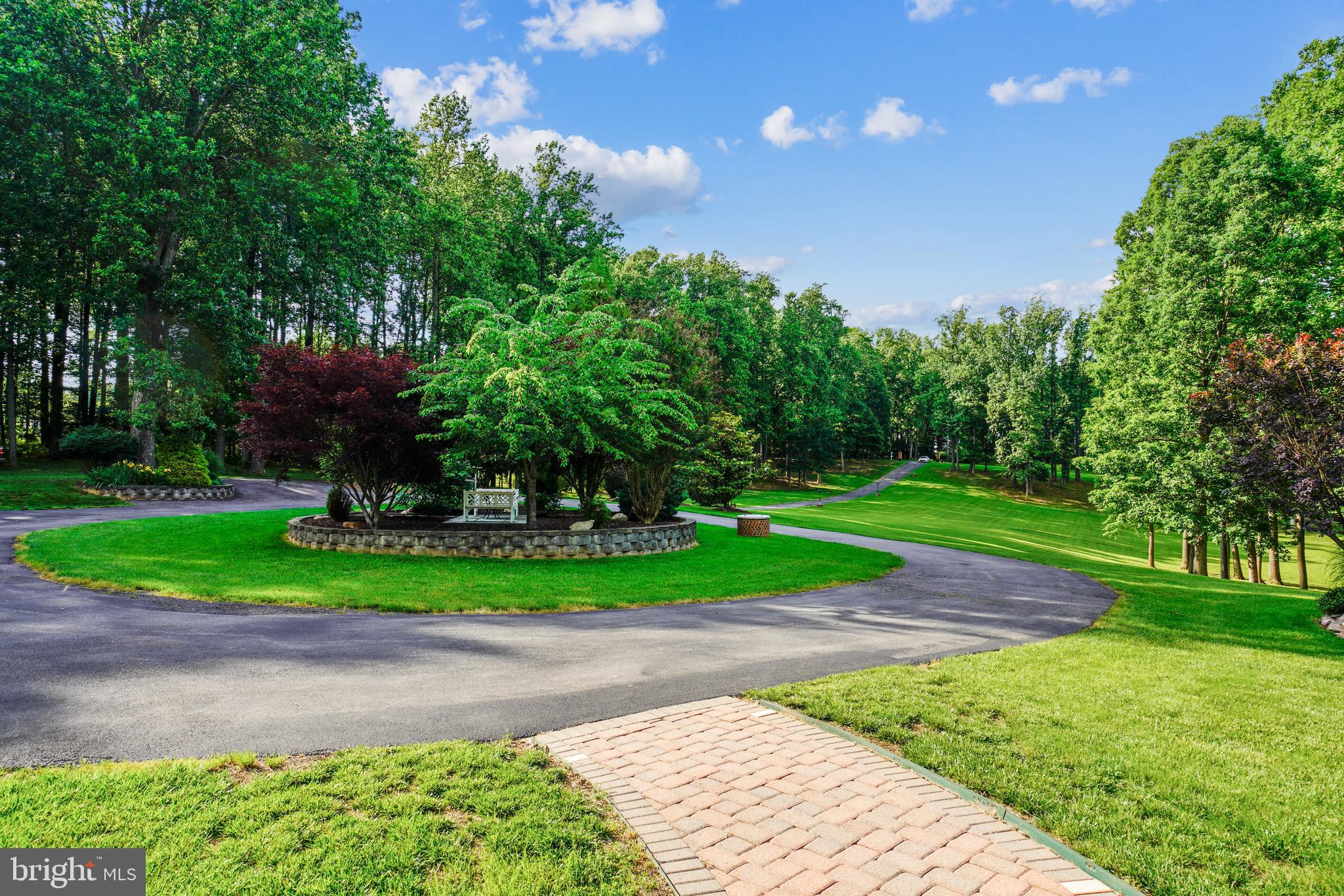 16505 Batson Road Spencerville, MD 20868 - Photo 23 of 143 Circular Driveway