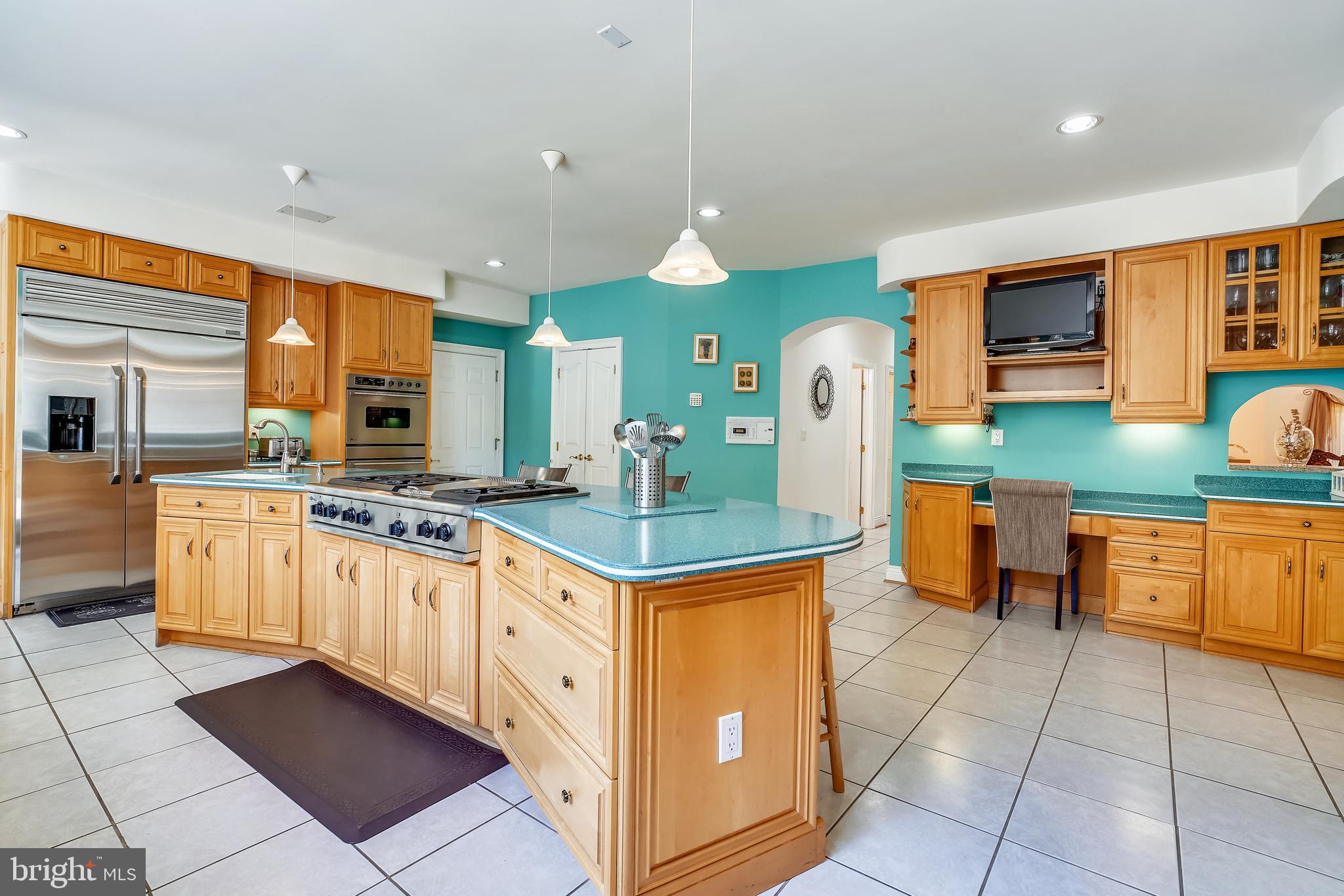 16505 Batson Road Spencerville, MD 20868 - Photo 45 of 143 Stainless Appliances & Deks/Work Station/TV Area