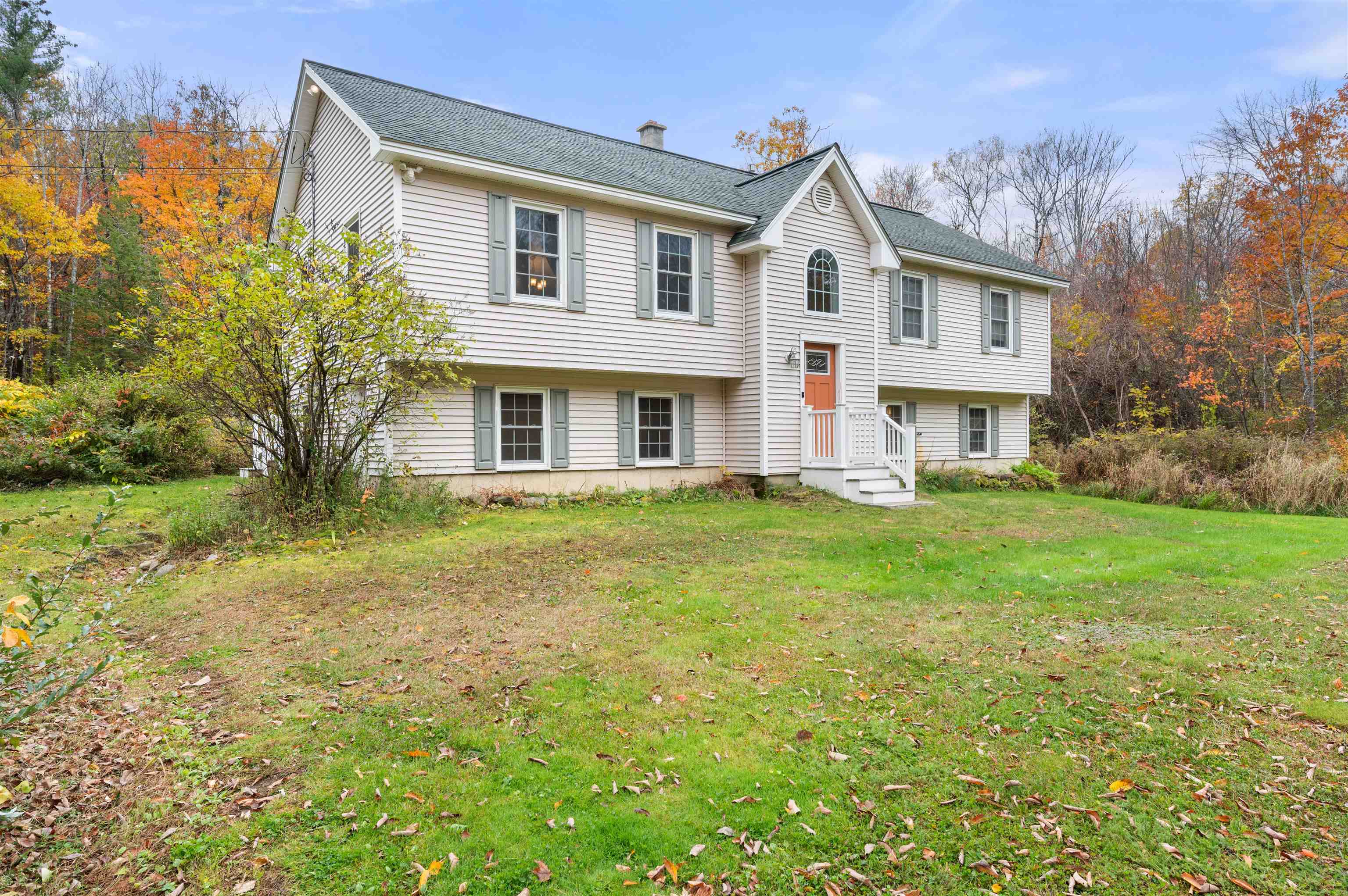 117 Rand Road Northfield, NH 03276 - Photo 2 of 40