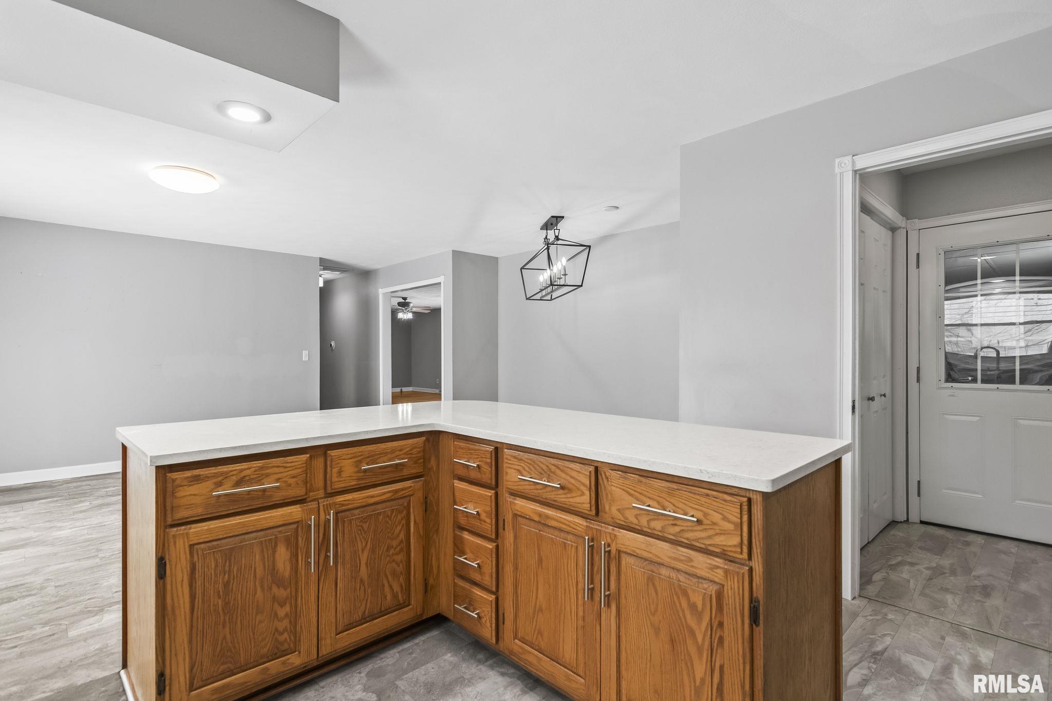 505 Emory Drive Sherman, IL 62684 - Photo 16 of 36