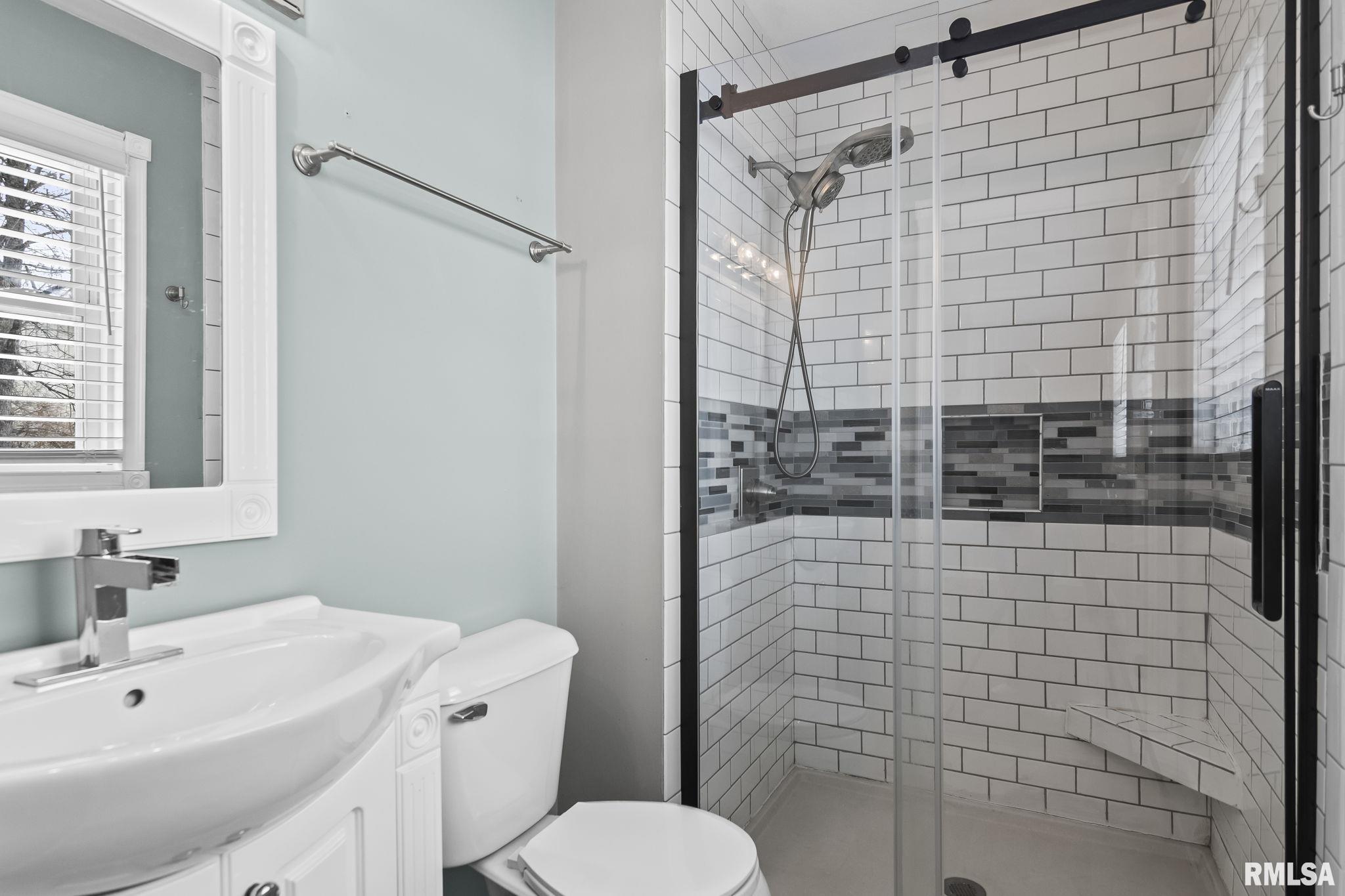 505 Emory Drive Sherman, IL 62684 - Photo 19 of 36