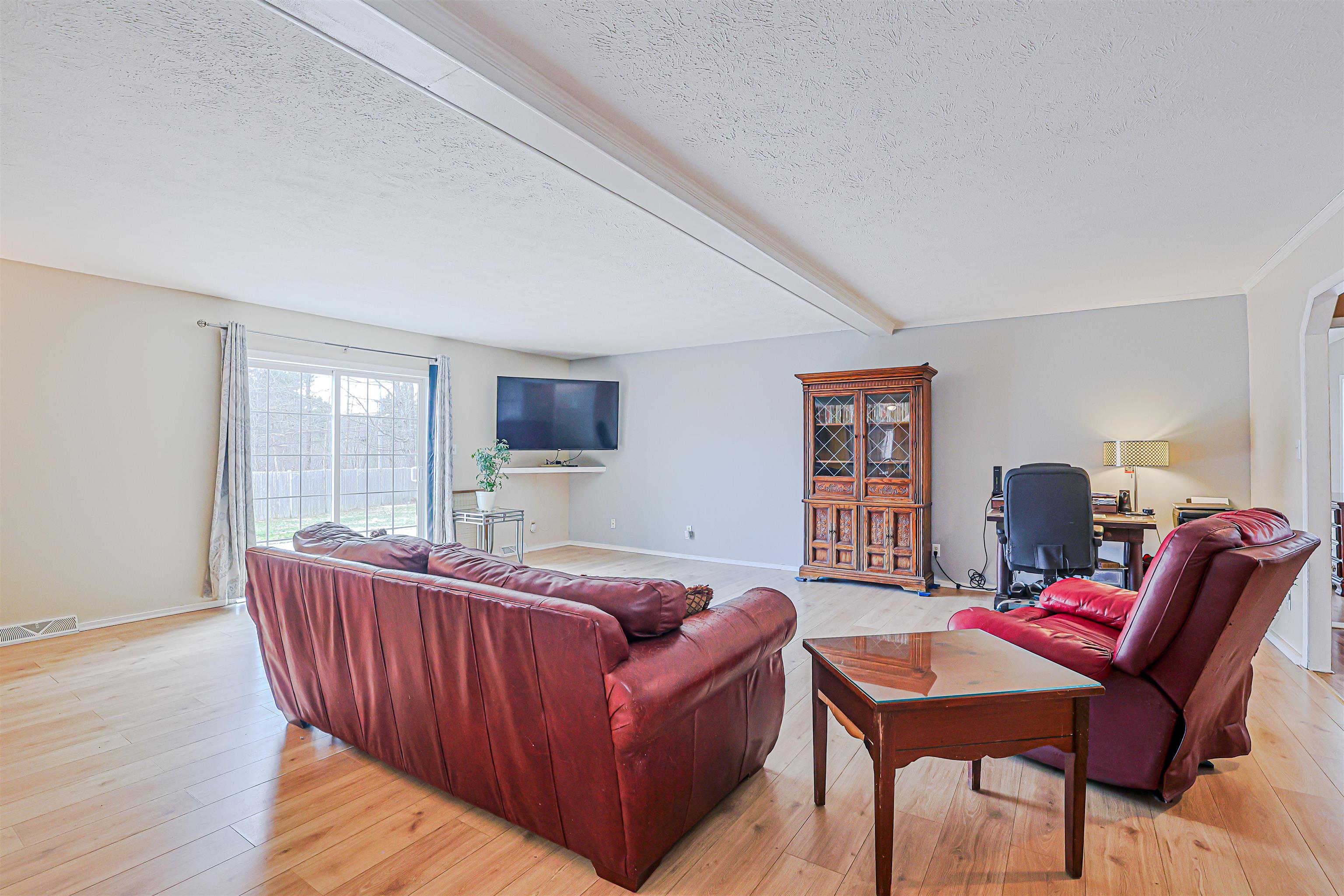 265 Lowell Street Rochester, NH 03867 - Photo 11 of 32