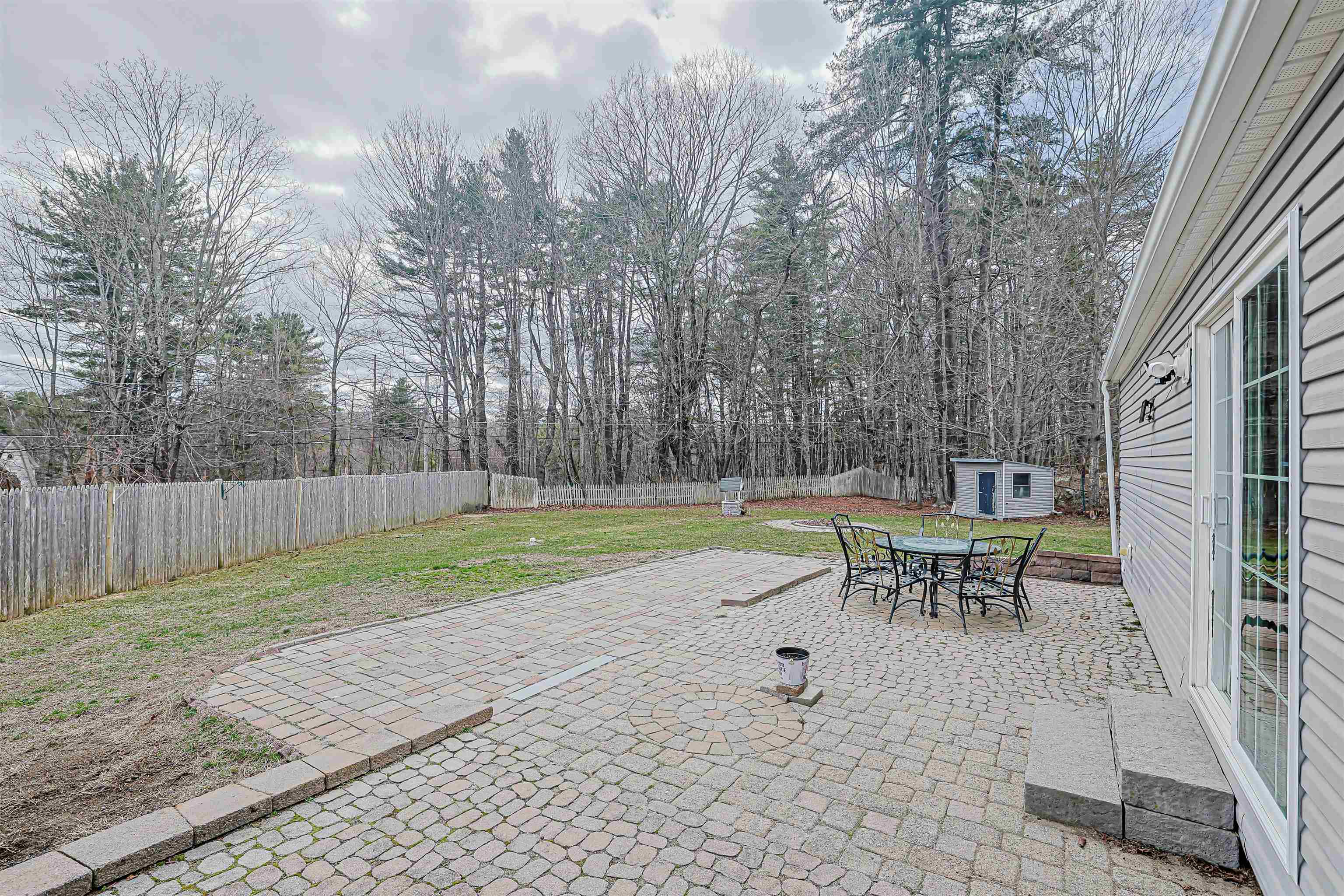 265 Lowell Street Rochester, NH 03867 - Photo 28 of 32