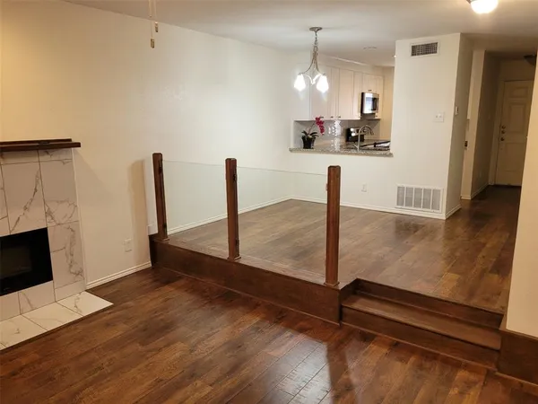 $1,500 | 3635 Garden Brook Drive, Unit 5100, Farmers Branch, TX 75234