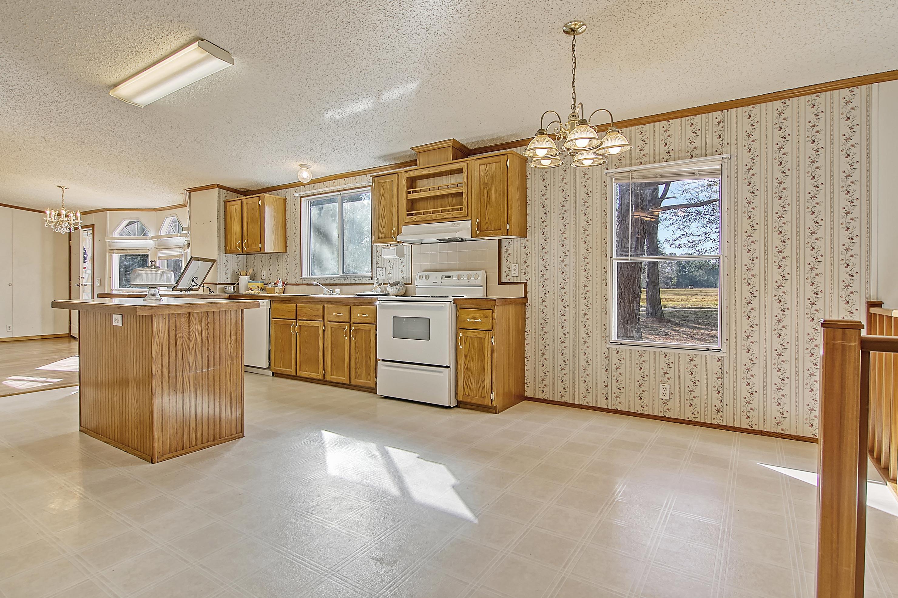 4650 Burdens Road Meggett, SC 29449 - Photo 11 of 72 CREM_4650 Burdens_043