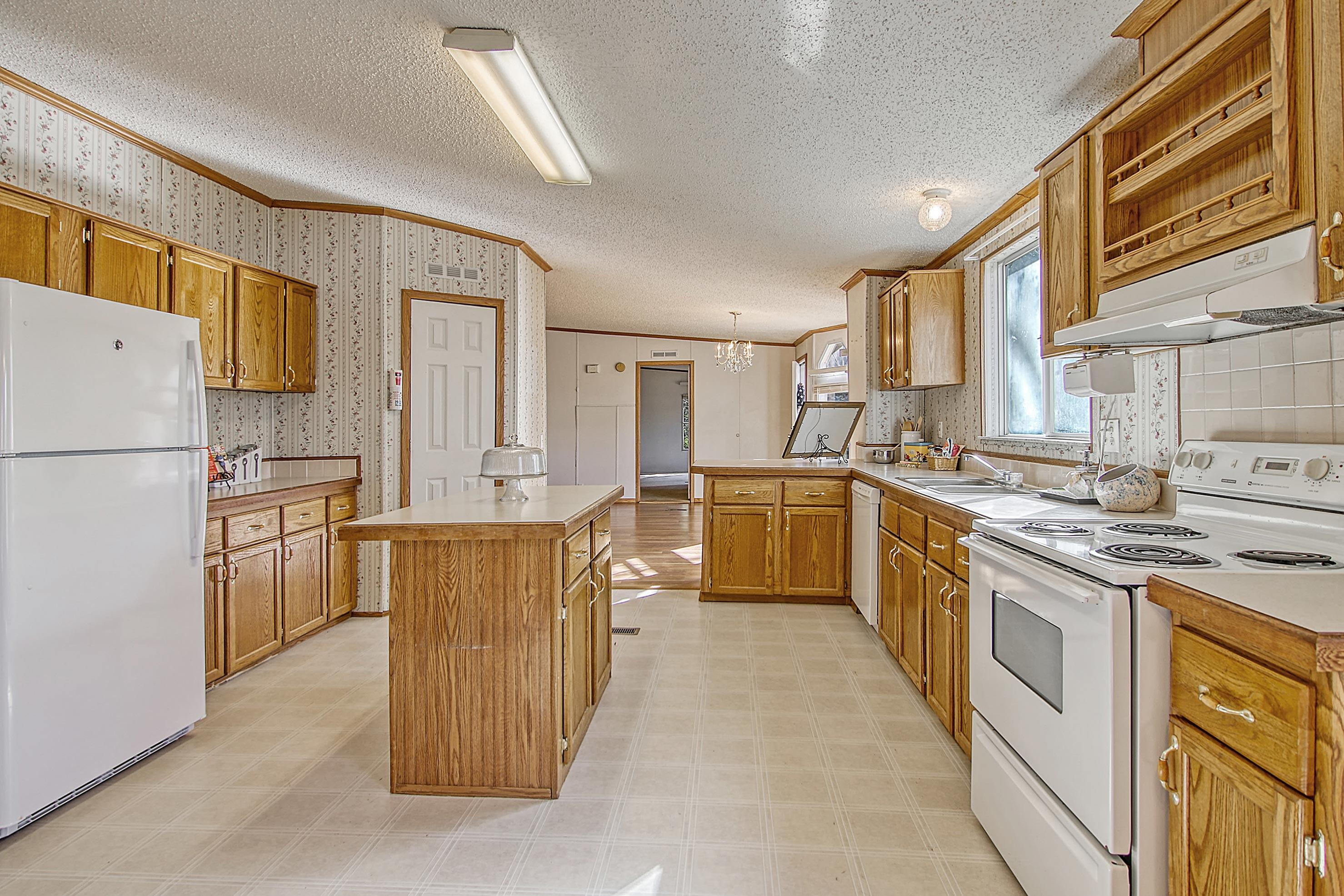 4650 Burdens Road Meggett, SC 29449 - Photo 13 of 72 CREM_4650 Burdens_045