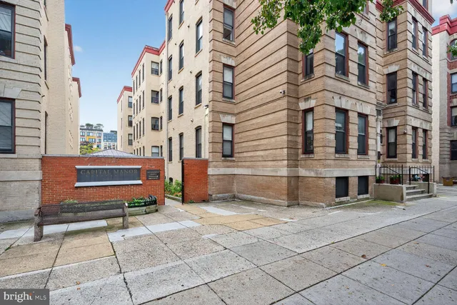 $2,200 | 1440 W Street Northwest, Unit 106, Washington, DC 20009