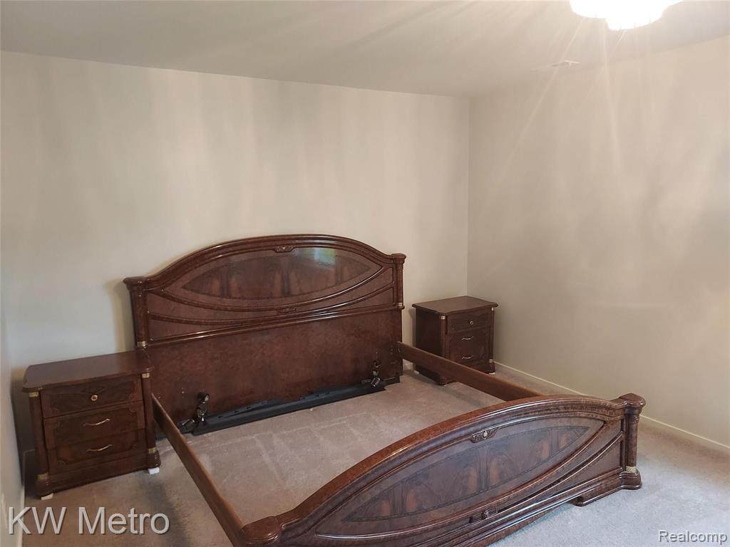 6705 Ridgefield Circle, Unit 102 West Bloomfield, MI 48322 - Photo 8 of 17