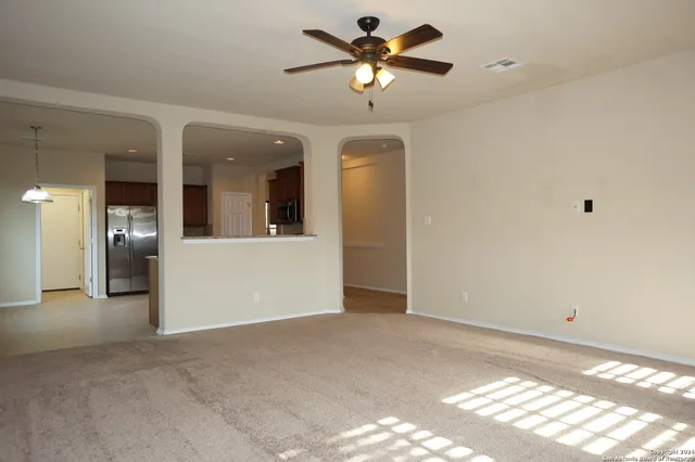 $2,150 | 10213 Sparkle, Schertz, TX 78154