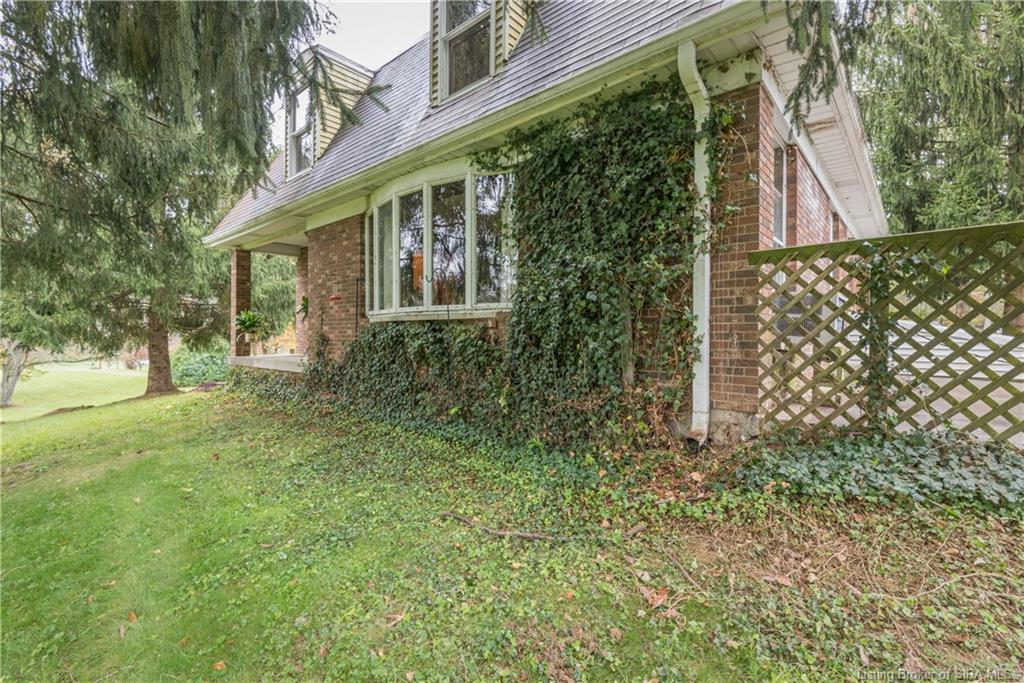 2234 Balmer Fenwick Road Floyds Knobs, IN 47119 - Photo 2 of 46