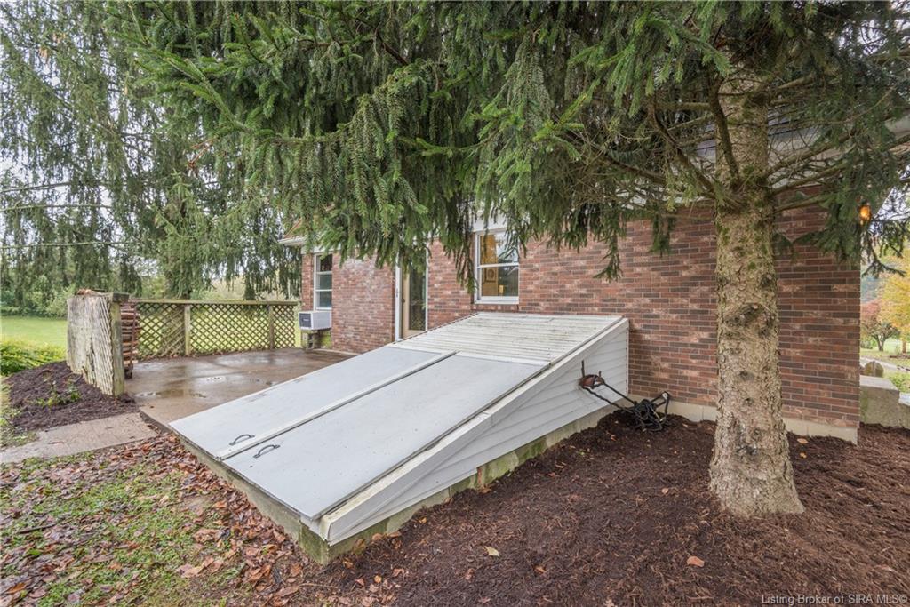 2234 Balmer Fenwick Road Floyds Knobs, IN 47119 - Photo 31 of 46