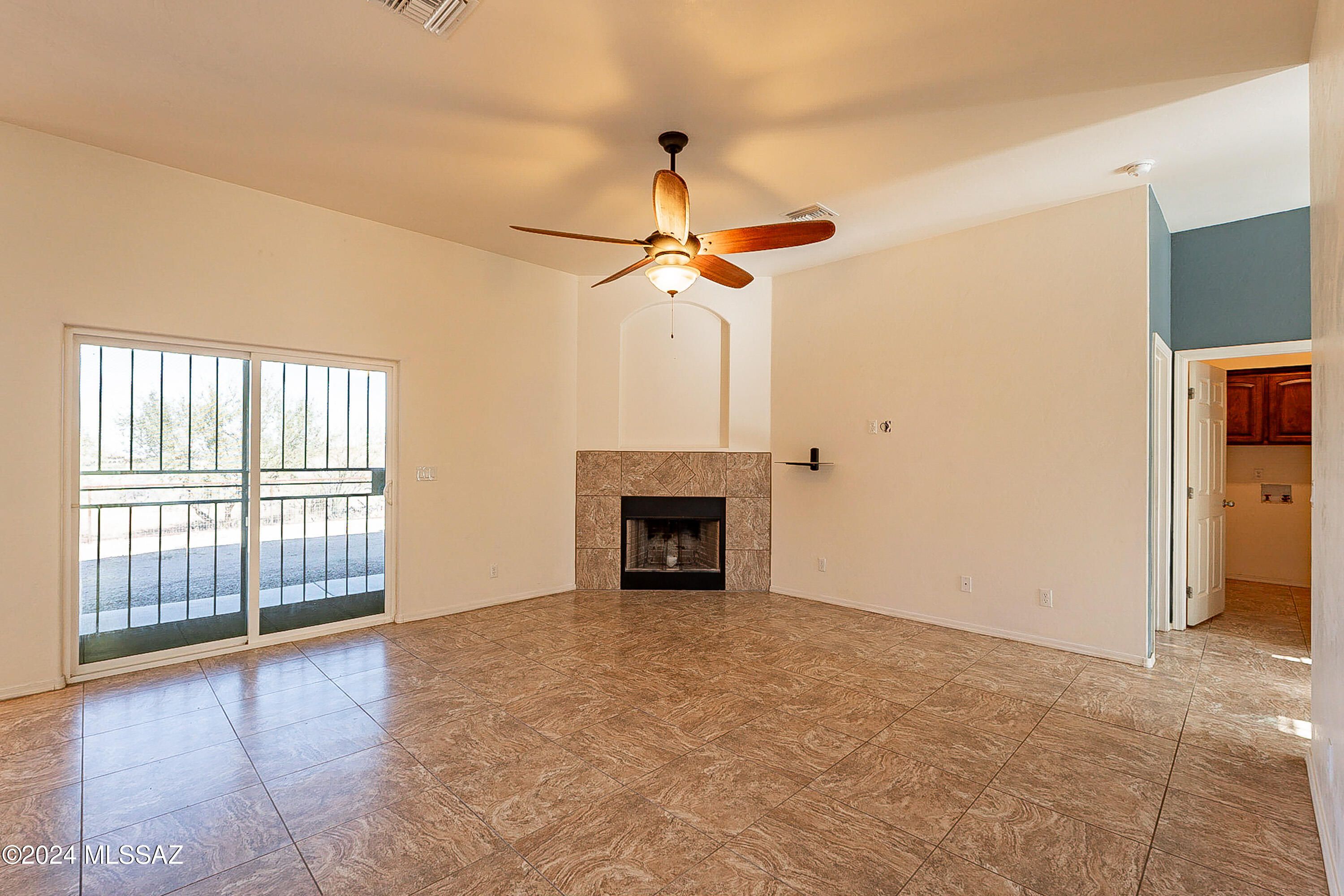 280 Via Mantaraya Rio Rico, AZ 85648 - Photo 8 of 50
