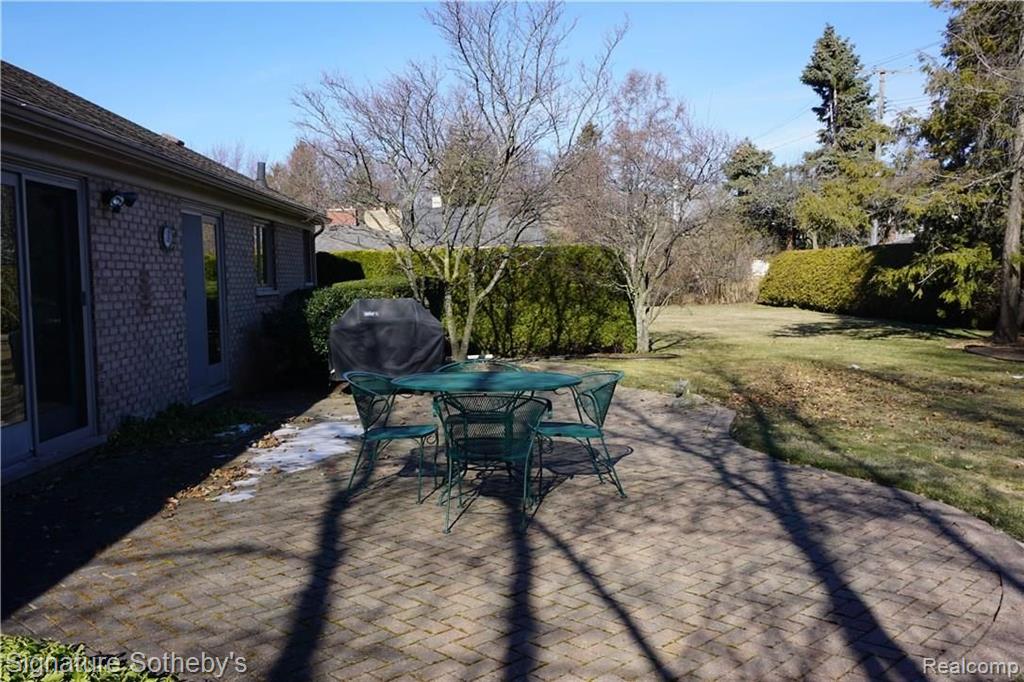 64 Willison Road Grosse Pointe Shores, MI 48236 - Photo 14 of 15