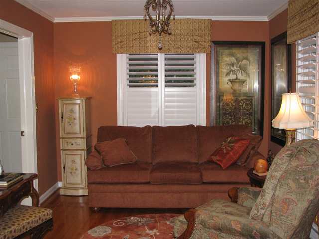 714 Parkins Mill Road Greenville, SC 29607 - Photo 3 of 25