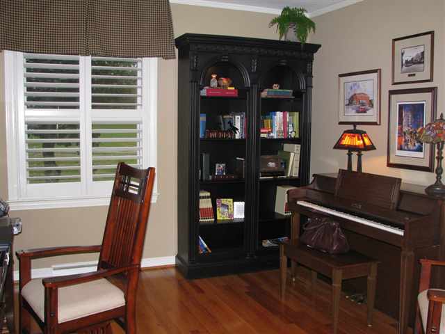 714 Parkins Mill Road Greenville, SC 29607 - Photo 9 of 25