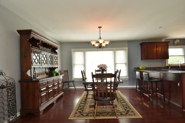216 North Church Road Bensenville, IL 60106 - Photo 8 of 20