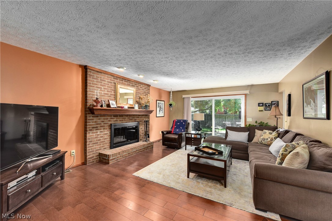 10801 Meadowgrass Road Strongsville, OH 44149 - Photo 9 of 26 Gallery Image 9