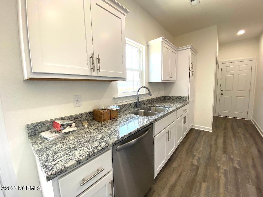 272 Country Club Road Camden, NC 27921 - Photo 7 of 13 kitchen