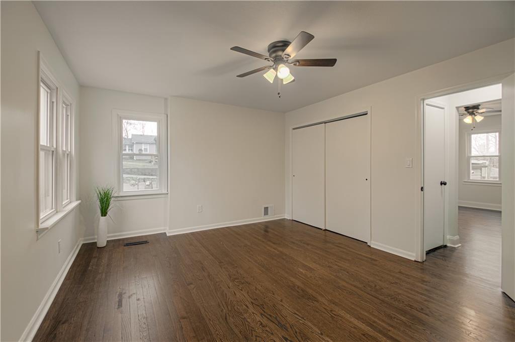 212 South High Street Independence, MO 64054 - Photo 16 of 23