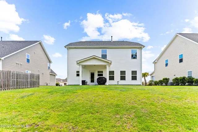 $385,000 | 2526 Longleaf Pine Circle, Leland, NC 28451