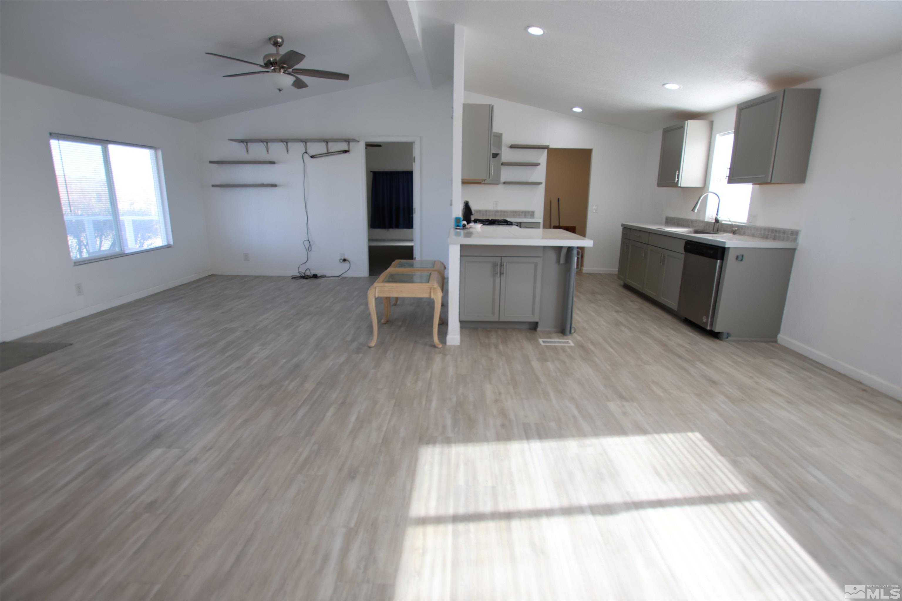 5 Basque Lane Yerington, NV 89447 - Photo 11 of 28 Photo 11