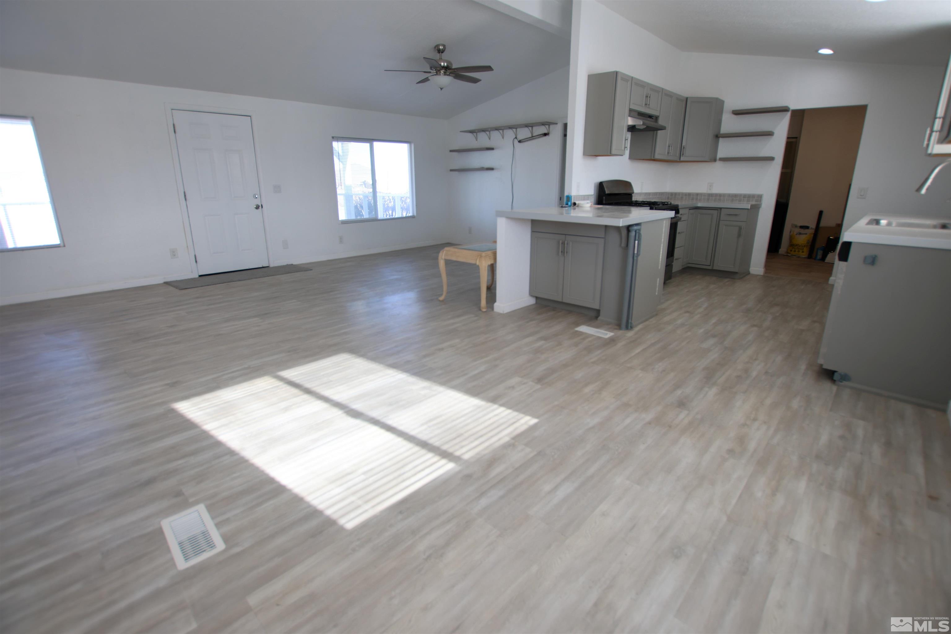 5 Basque Lane Yerington, NV 89447 - Photo 12 of 28 Photo 12