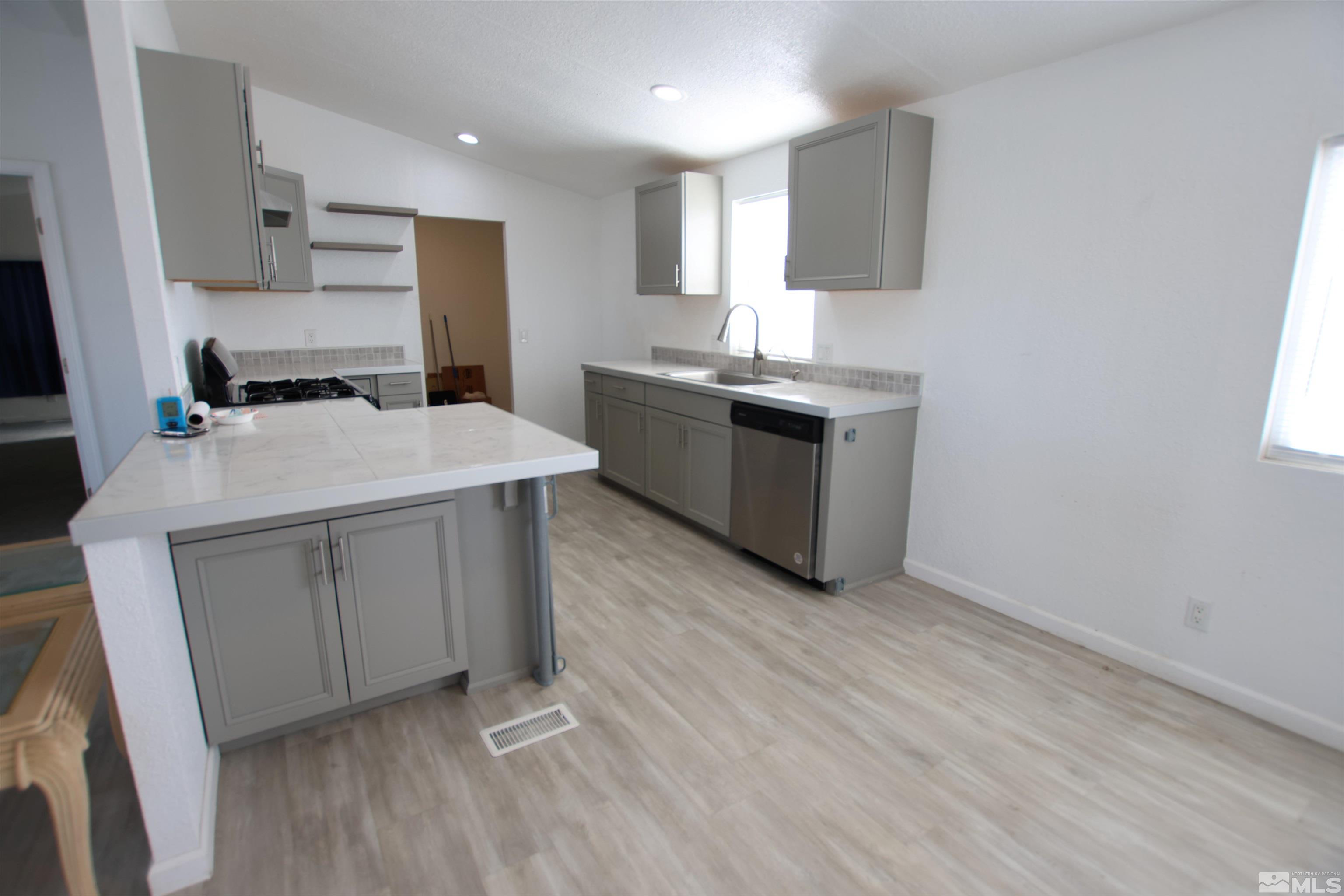 5 Basque Lane Yerington, NV 89447 - Photo 13 of 28 Photo 13