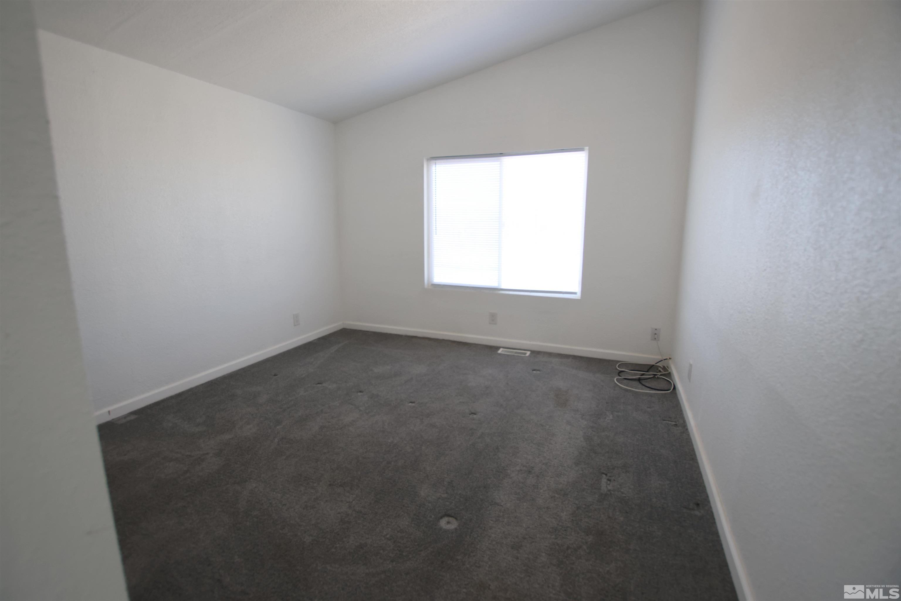 5 Basque Lane Yerington, NV 89447 - Photo 17 of 28 Photo 17