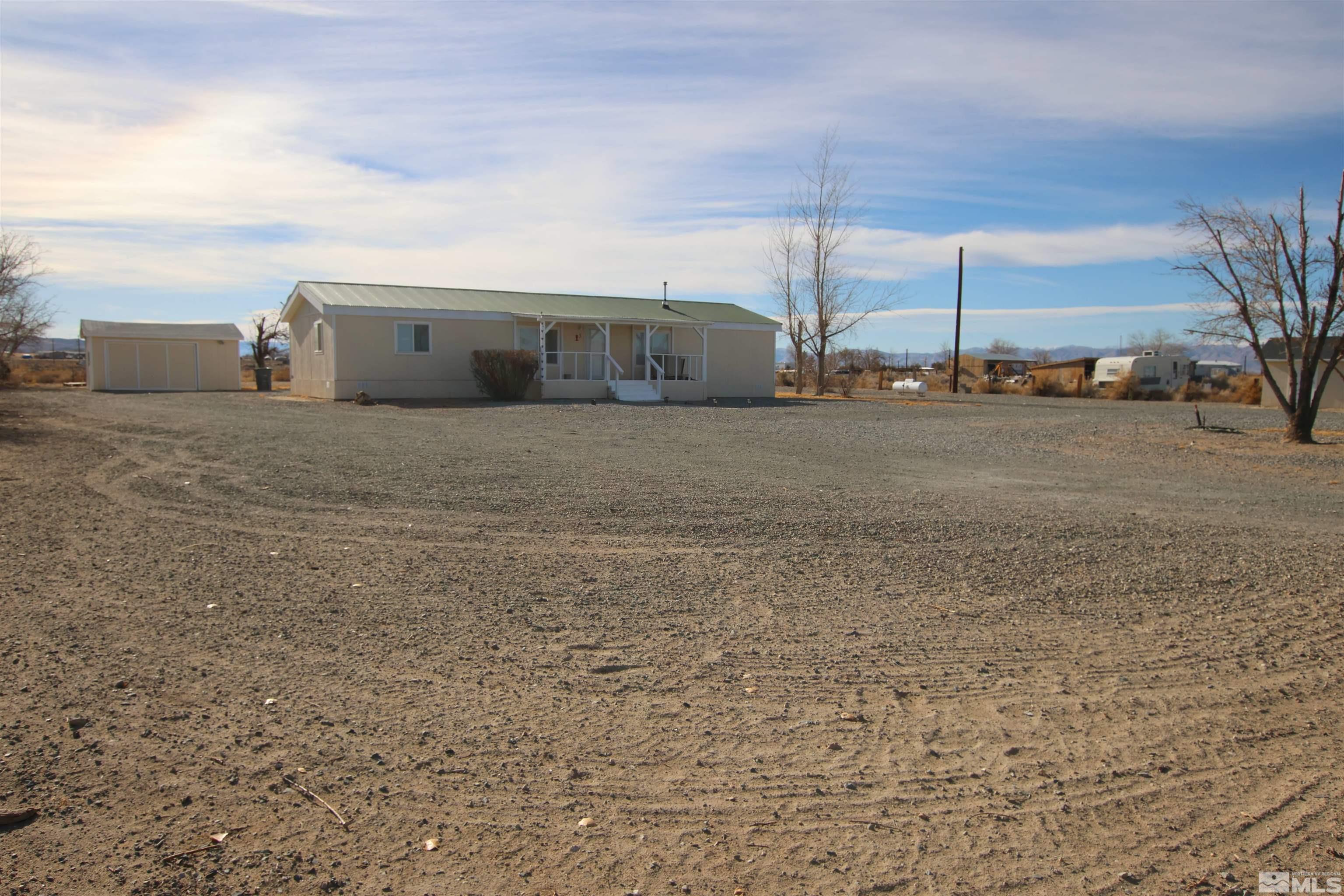 5 Basque Lane Yerington, NV 89447 - Photo 2 of 28 Photo 2