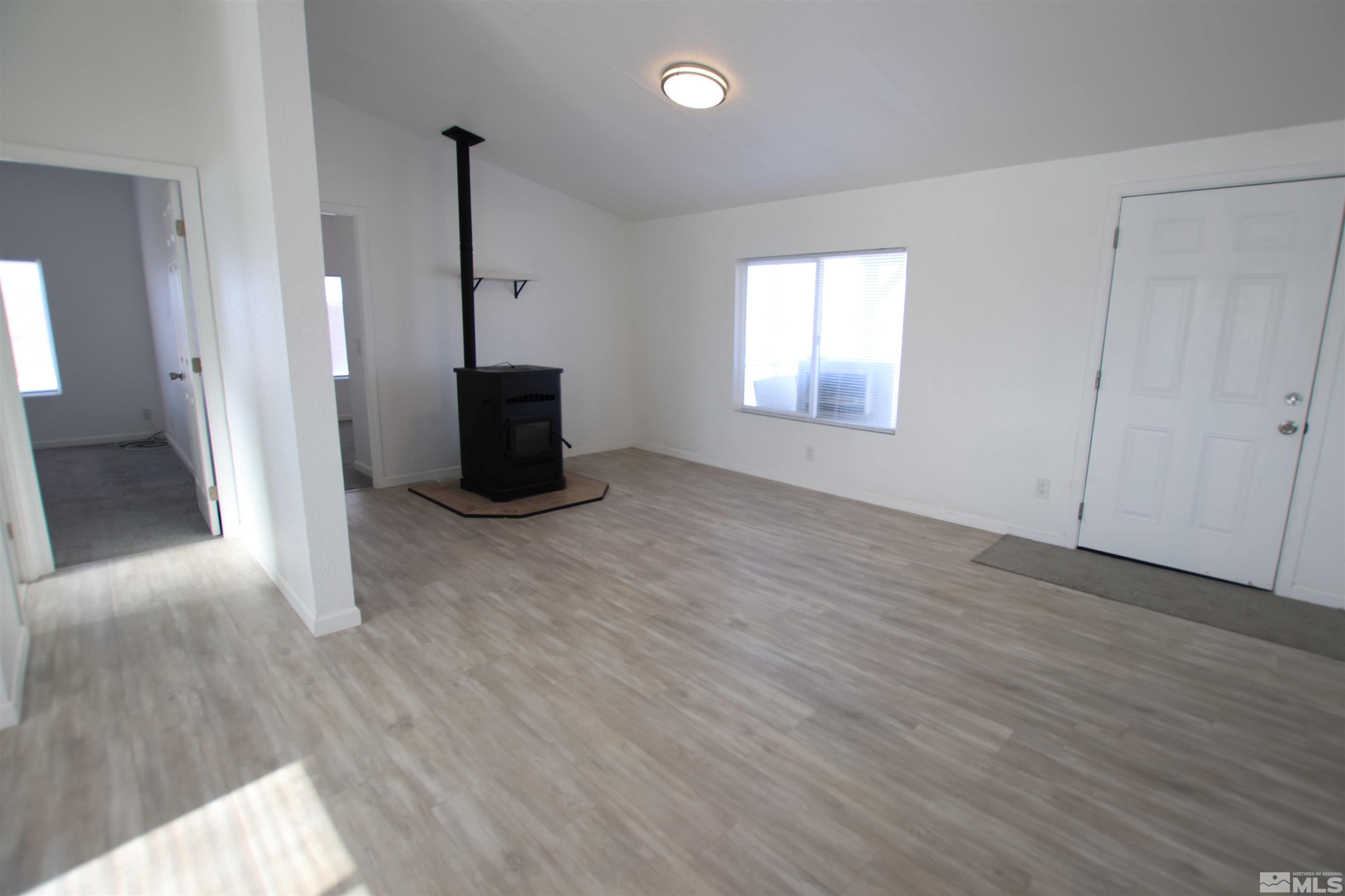 5 Basque Lane Yerington, NV 89447 - Photo 9 of 28 Photo 9