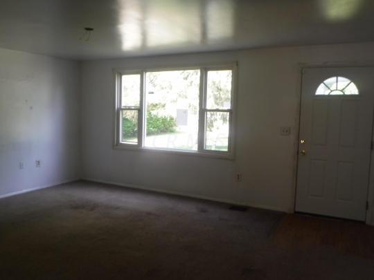 3972 Manor Road Columbus, OH 43224 - Photo 2 of 17