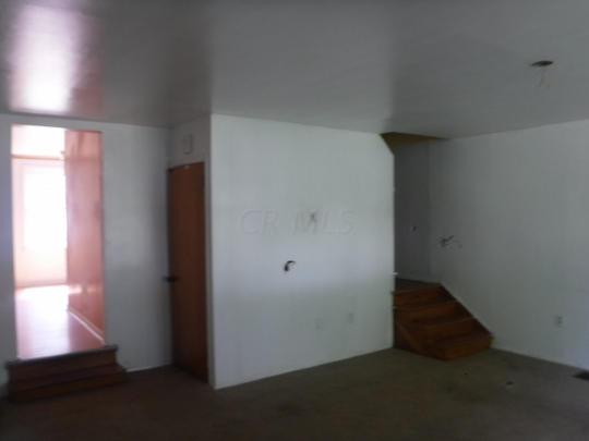 3972 Manor Road Columbus, OH 43224 - Photo 3 of 17