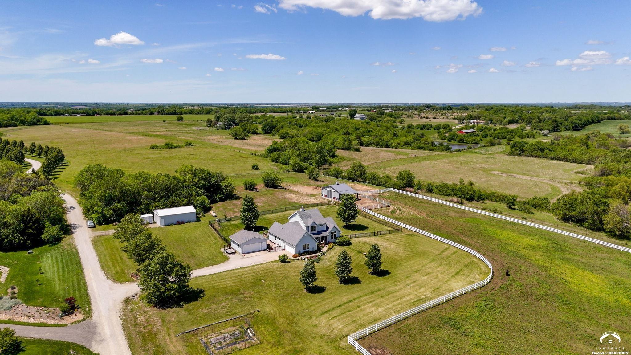 540 North 711 Road Lawrence, KS 66047 - Photo 3 of 89