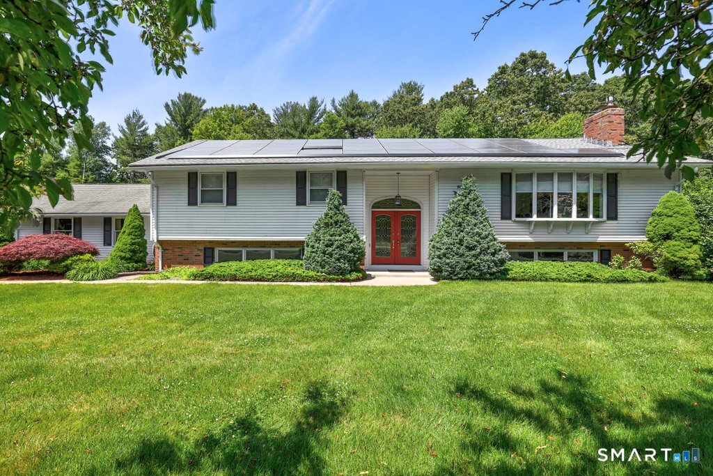 21 Parsons Road Somers, CT 06071 - Photo 4 of 38