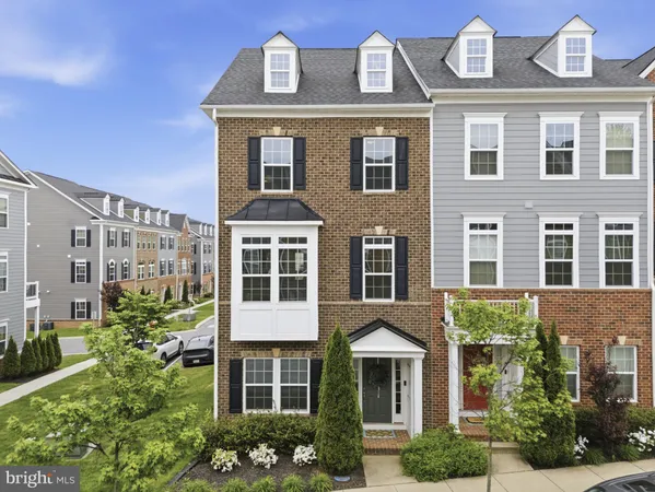 $674,900 | 5977 Glen Willow Way, Ellicott City, MD 21043