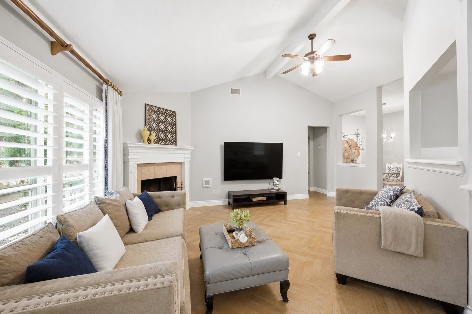 39 Steep Trail Place Conroe, TX 77385 - Photo 7 of 23 Luxury vinyl plank floors & plantation shutters
