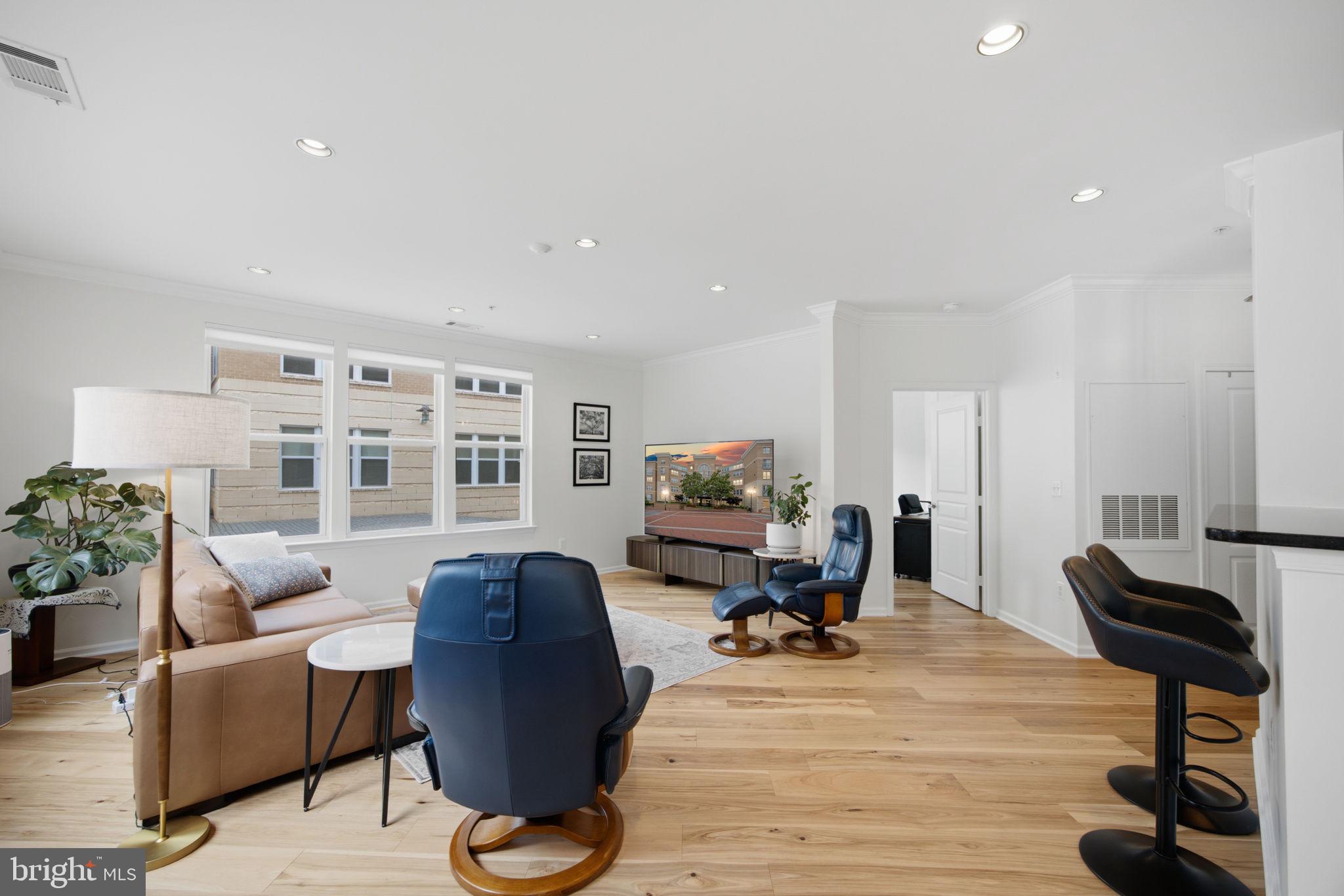 12000 Market Street, Unit 189 Reston, VA 20190 - Photo 8 of 42 Gallery Image 8