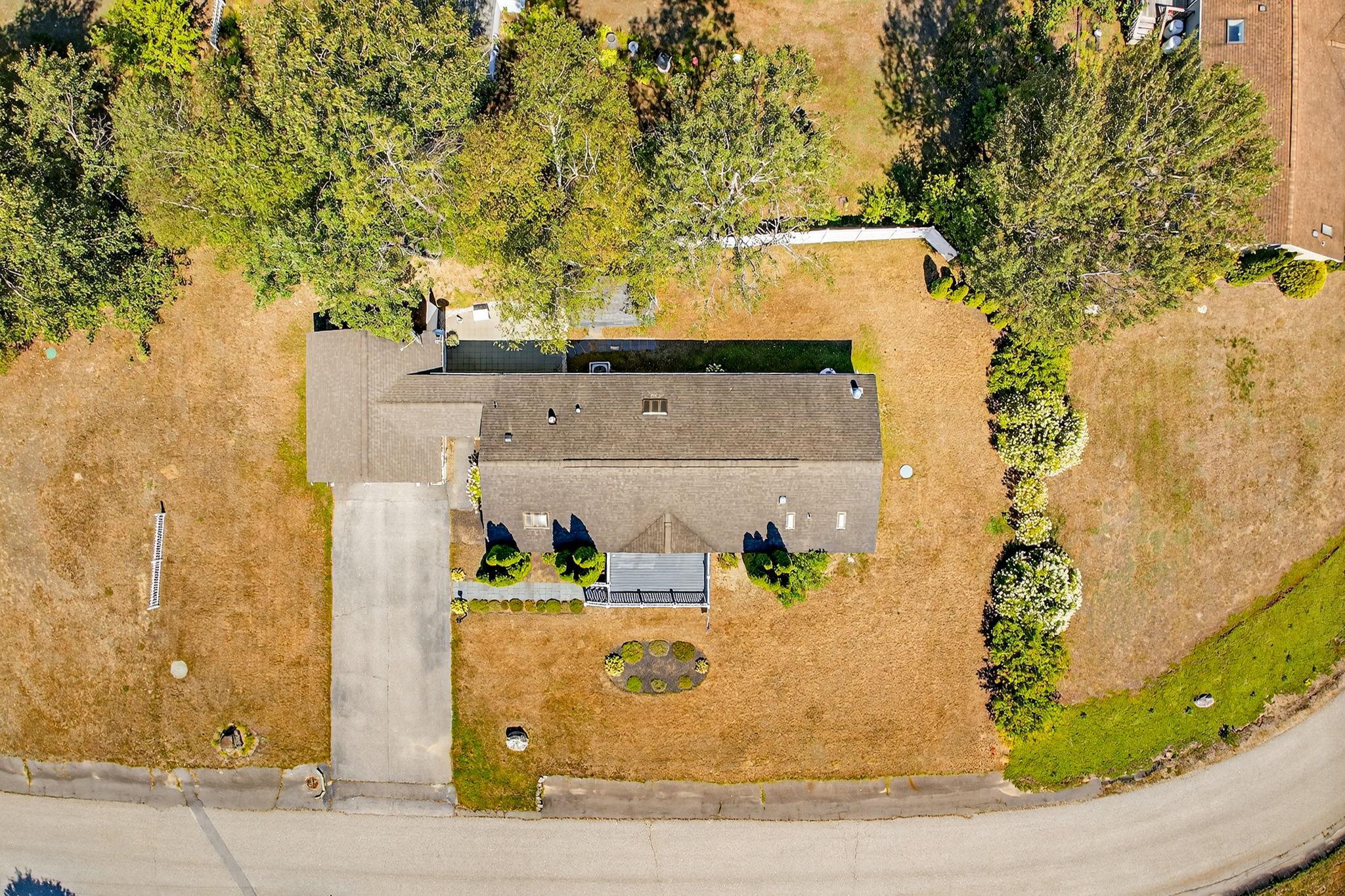 55 Osprey Road Alton, NH 03809 - Photo 5 of 41