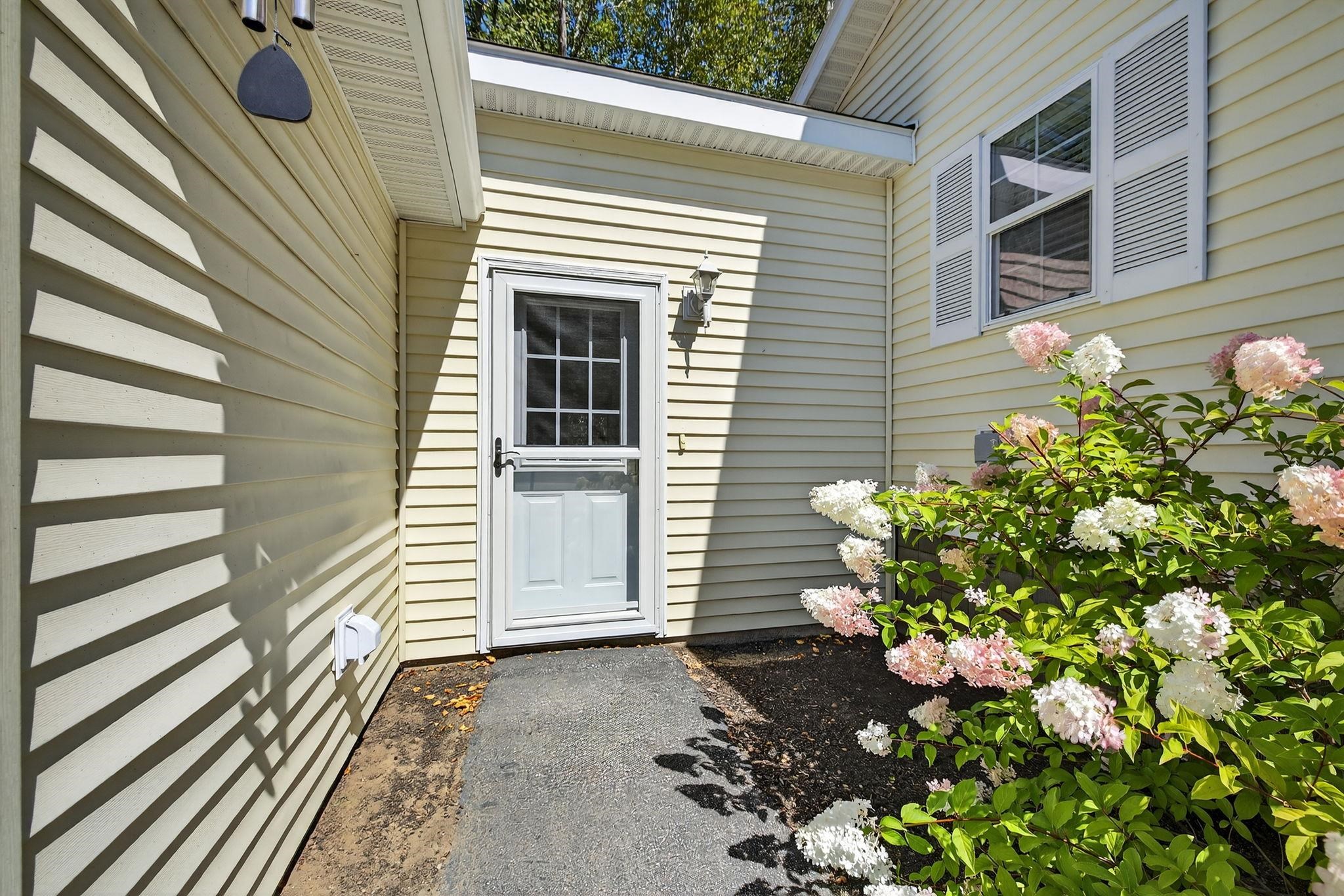 55 Osprey Road Alton, NH 03809 - Photo 6 of 41